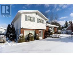 2 SILKE DRIVE, Petawawa, Ontario