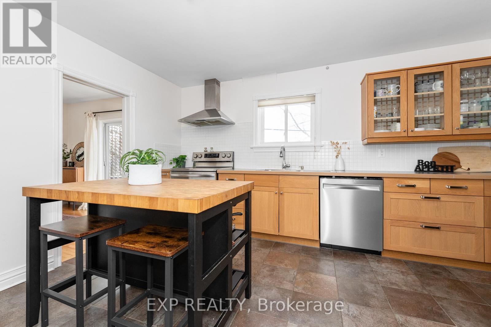 524 Wolffdale Crescent, Ottawa, Ontario  K1K 1N5 - Photo 12 - X12743784