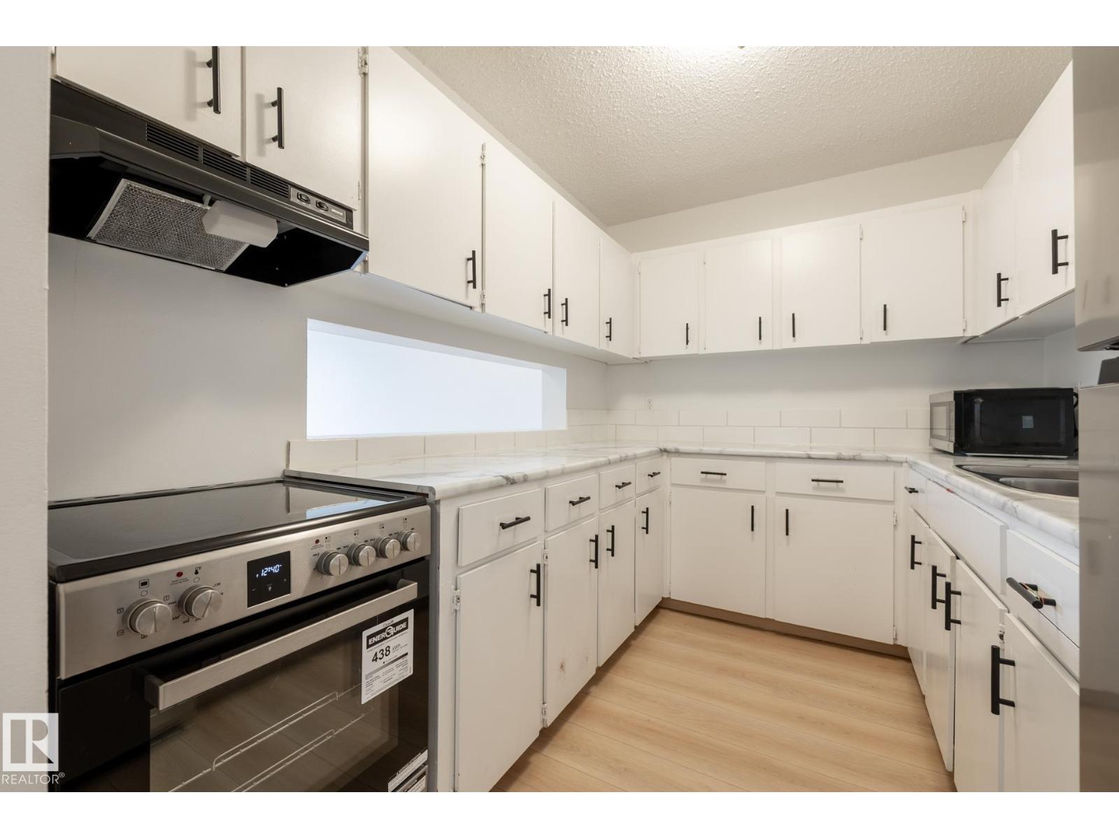 #303 10620 104 St Nw, Edmonton, Alberta T5H 2W2 - Photo 4 - E4471667