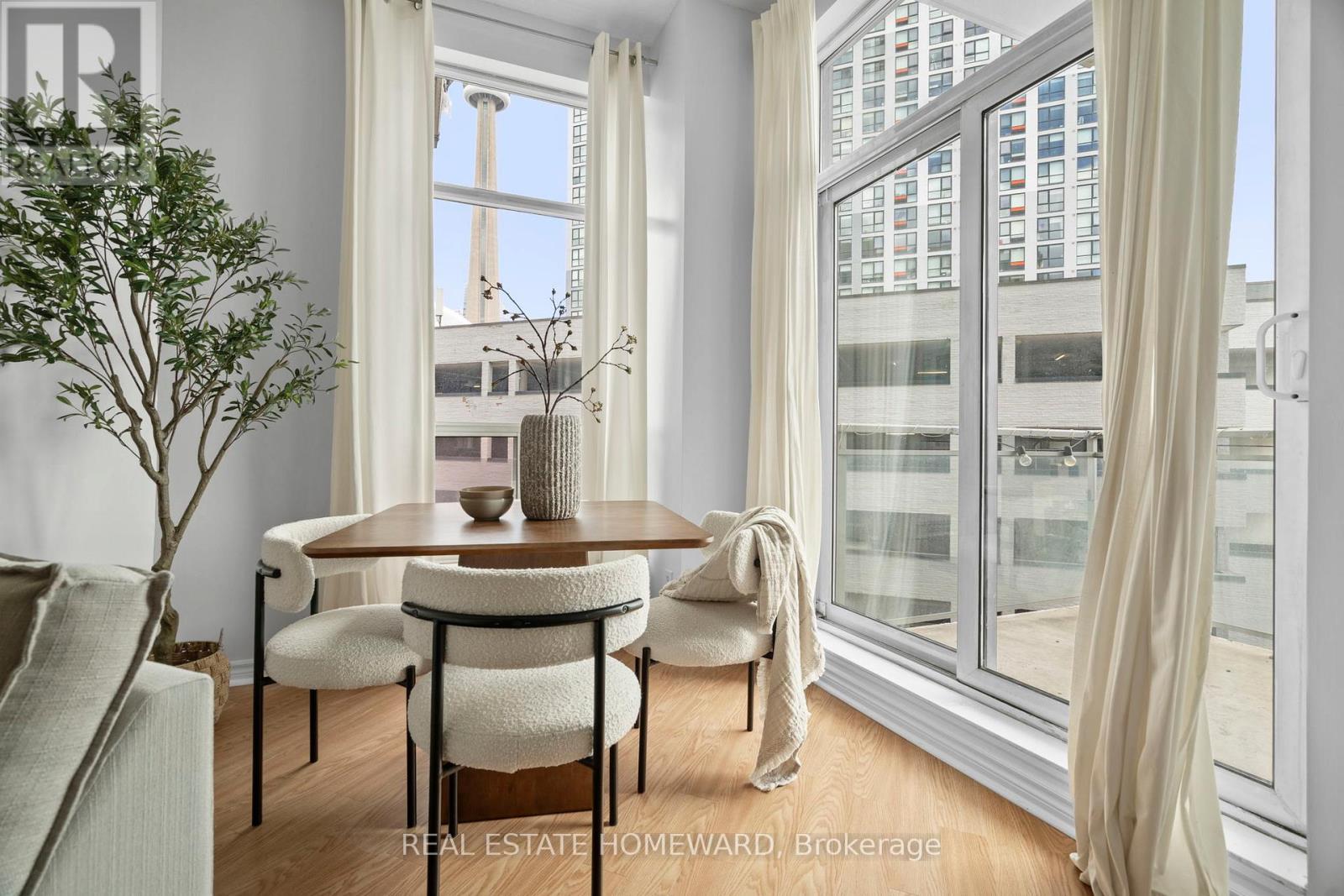 413 - 410 Queens Quay W, Toronto, Ontario  M5V 3T1 - Photo 16 - C12743708