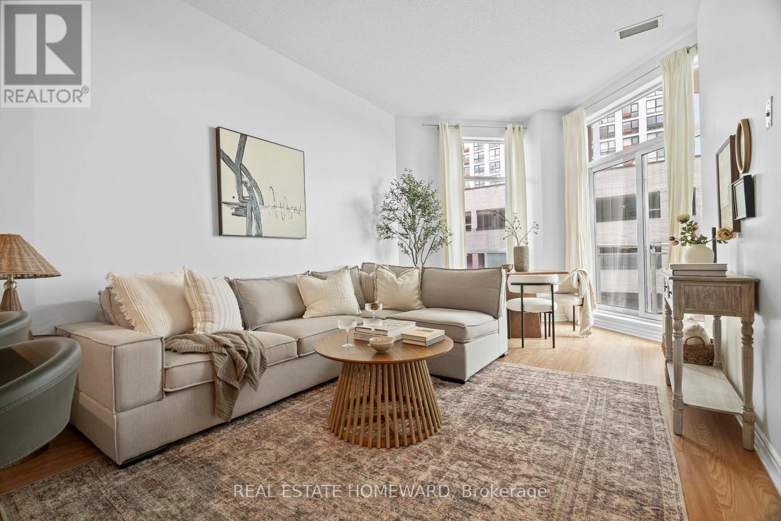 413 - 410 Queens Quay W, Toronto, Ontario  M5V 3T1 - Photo 17 - C12743708