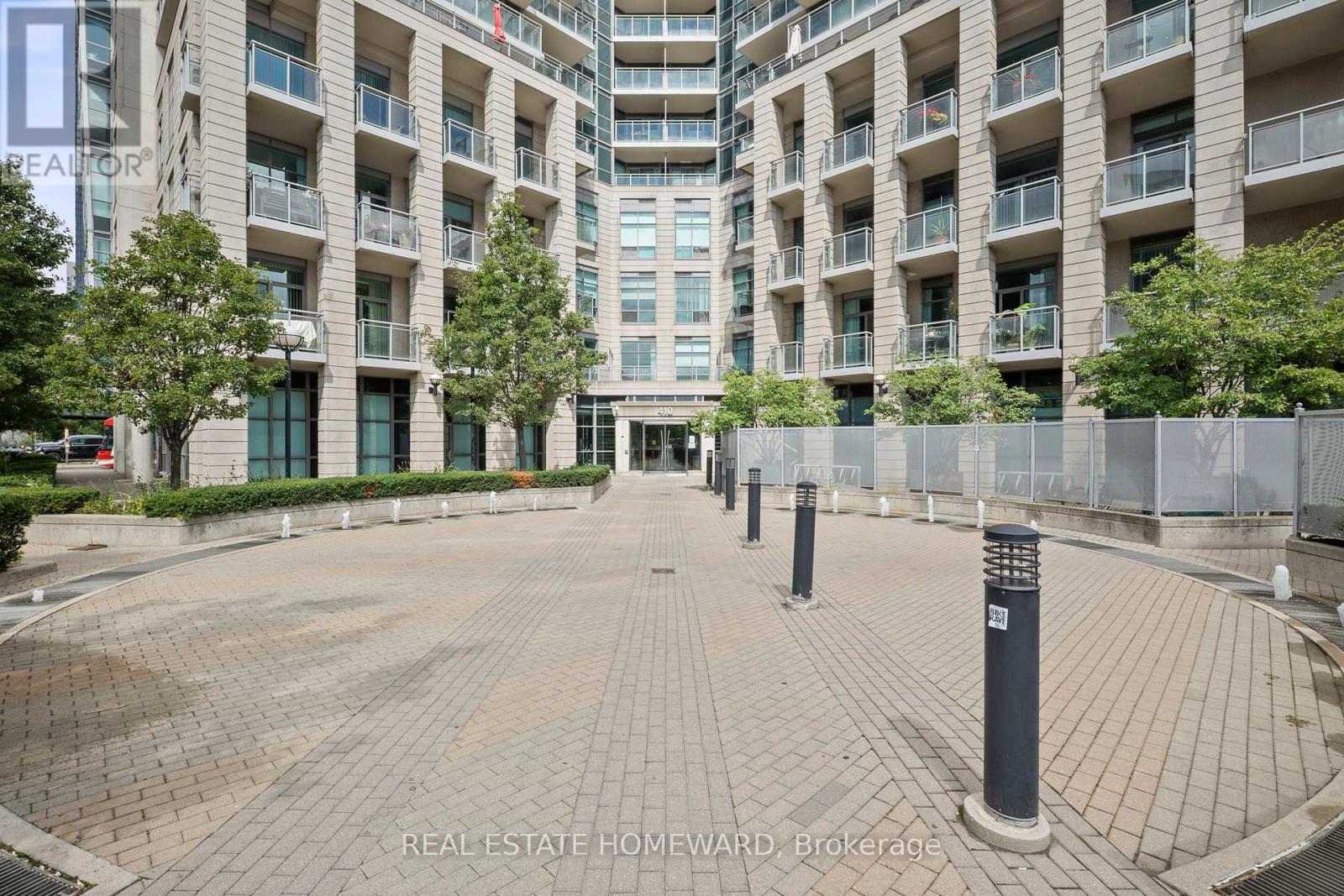 413 - 410 Queens Quay W, Toronto, Ontario  M5V 3T1 - Photo 2 - C12743708