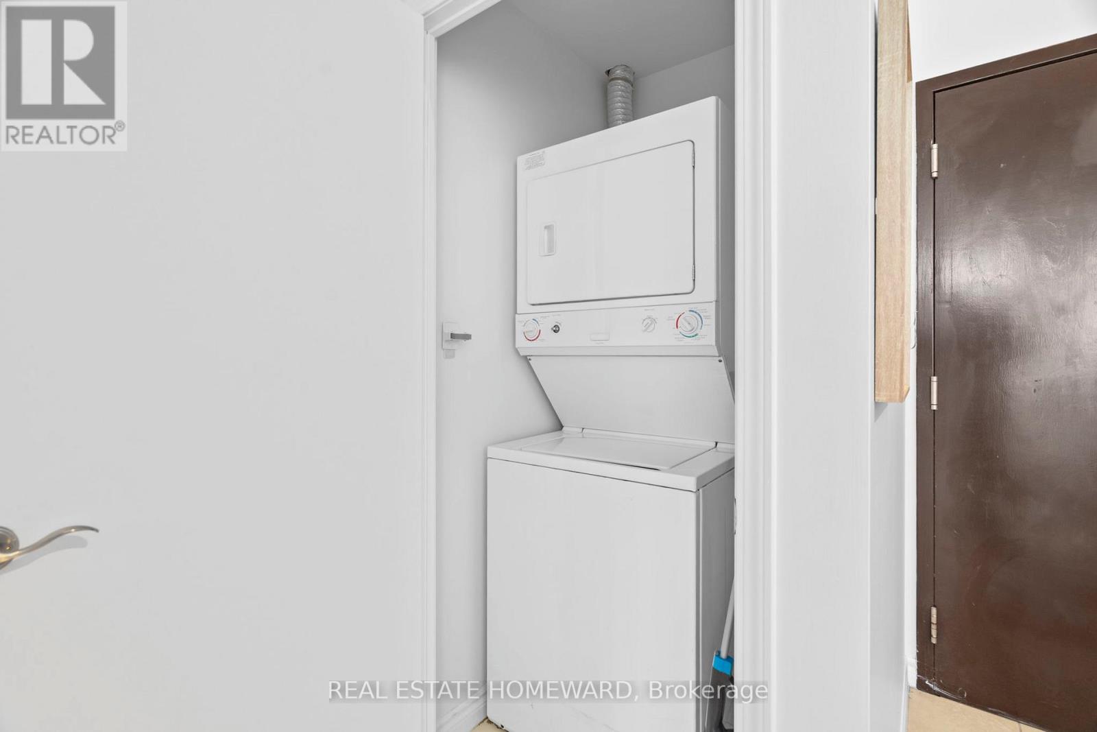 413 - 410 Queens Quay W, Toronto, Ontario  M5V 3T1 - Photo 25 - C12743708