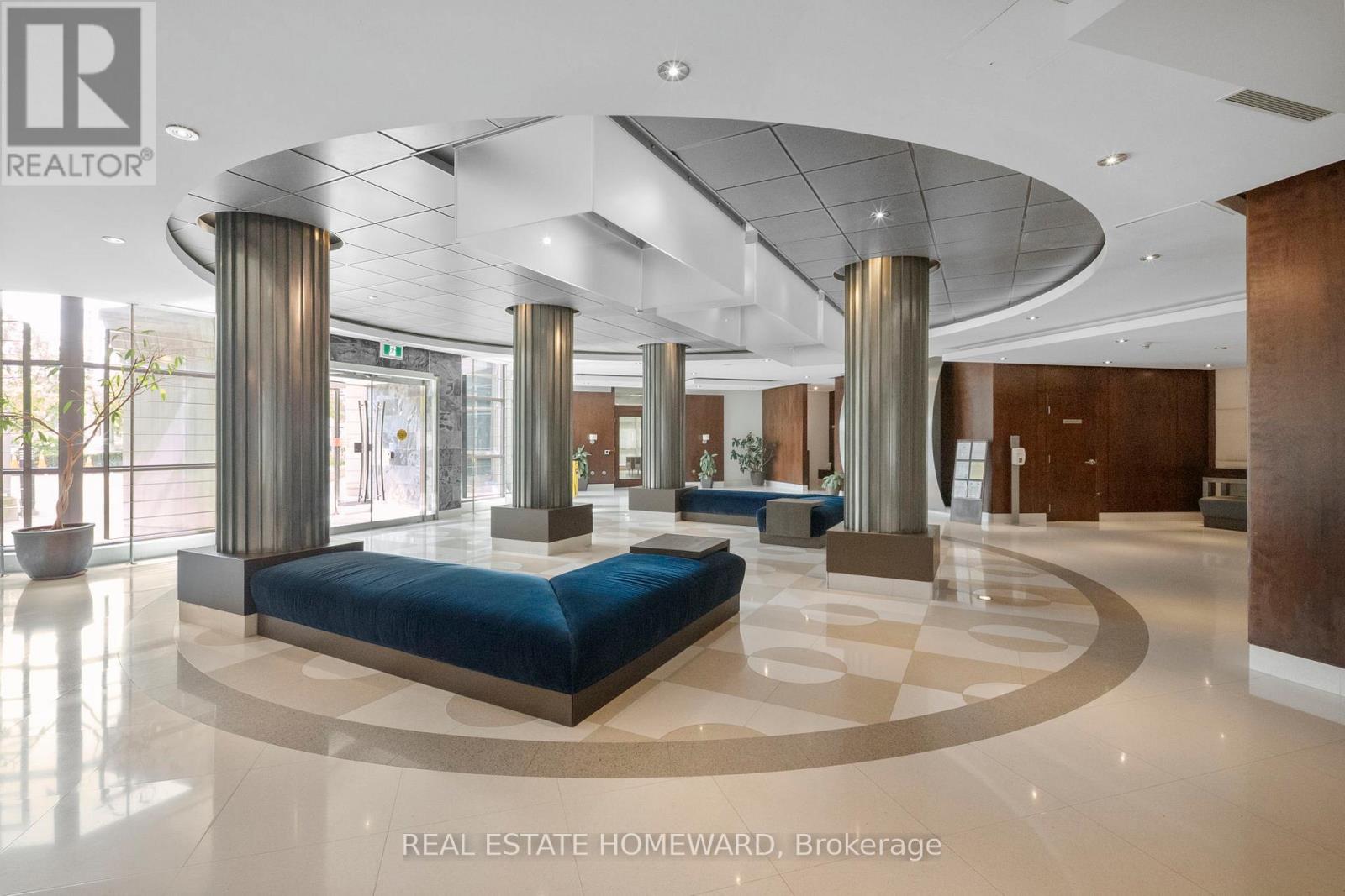 413 - 410 Queens Quay W, Toronto, Ontario  M5V 3T1 - Photo 3 - C12743708