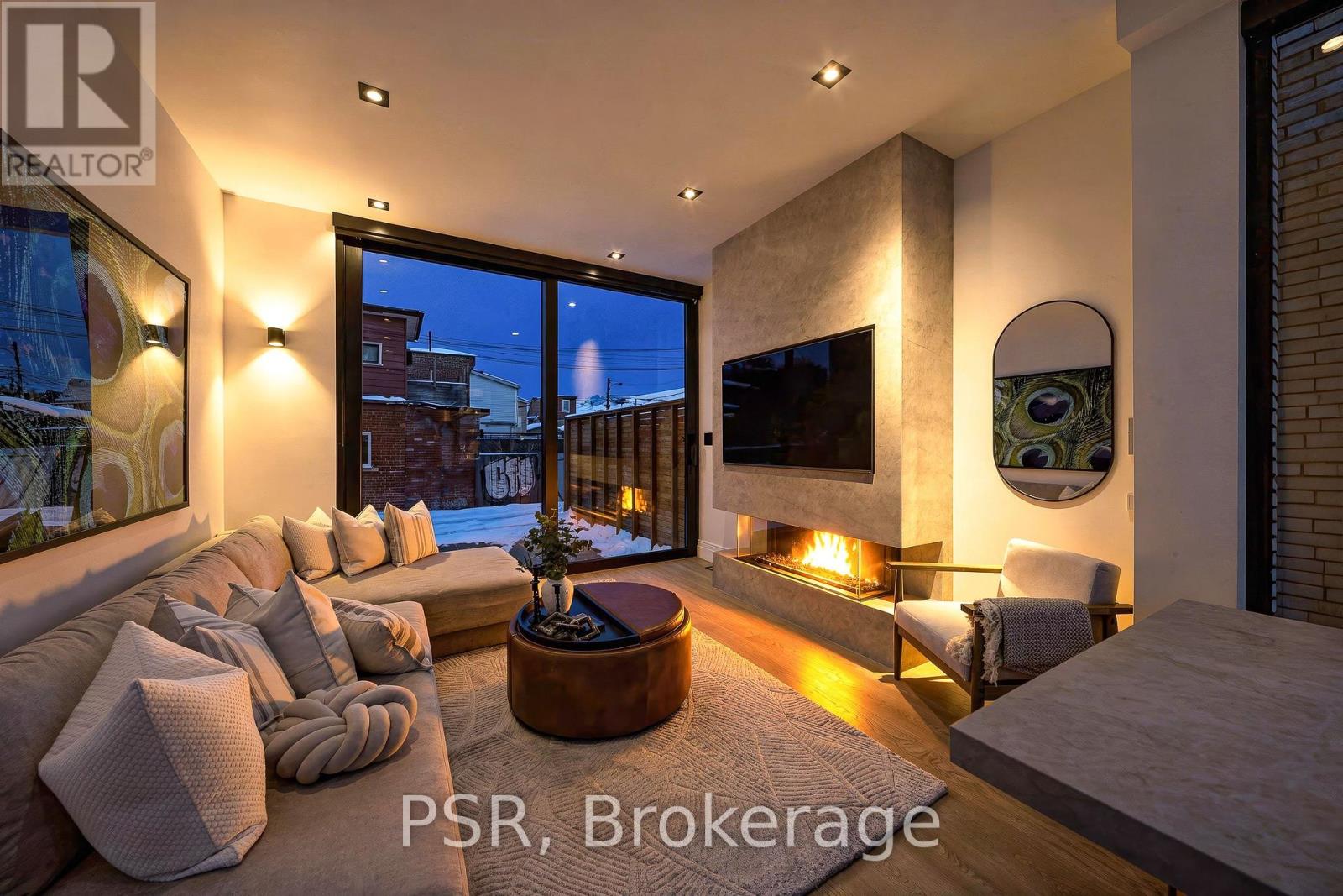 178 Gladstone Avenue, Toronto, Ontario  M6J 3L4 - Photo 7 - C12743750