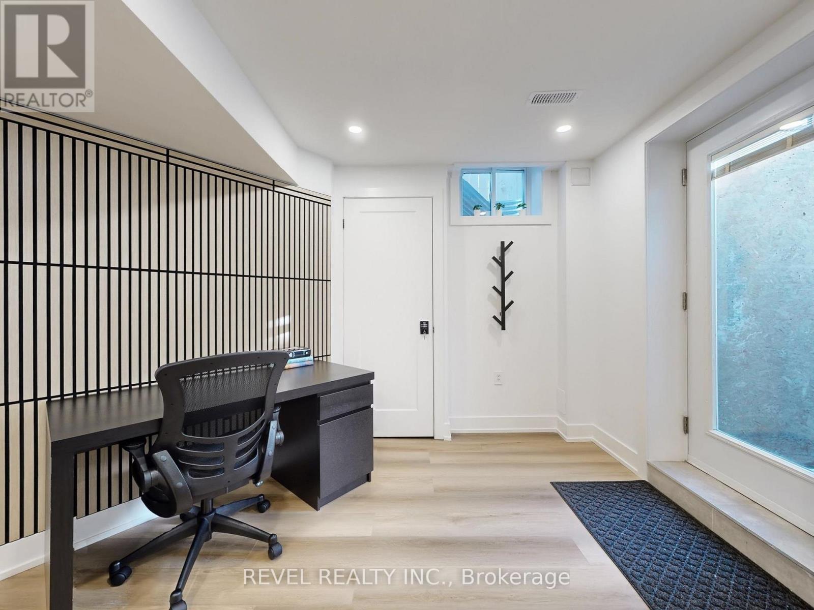 16 Schoolbridge Street, Ajax, Ontario  L1T 4Z2 - Photo 11 - E12743774