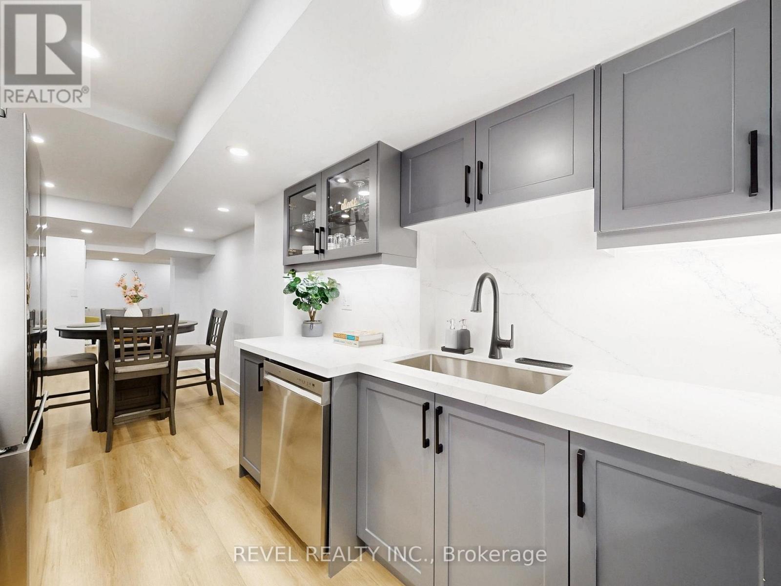 16 Schoolbridge Street, Ajax, Ontario  L1T 4Z2 - Photo 13 - E12743774