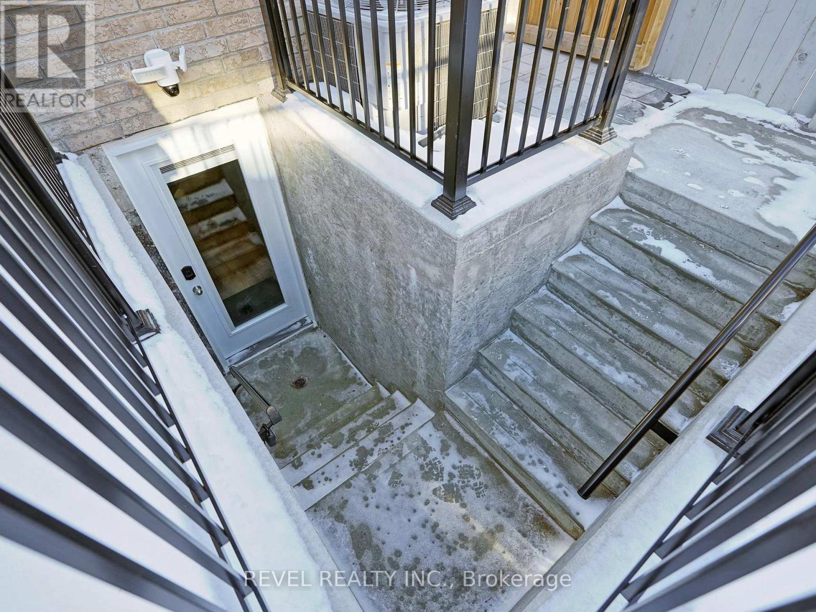 16 Schoolbridge Street, Ajax, Ontario  L1T 4Z2 - Photo 34 - E12743774