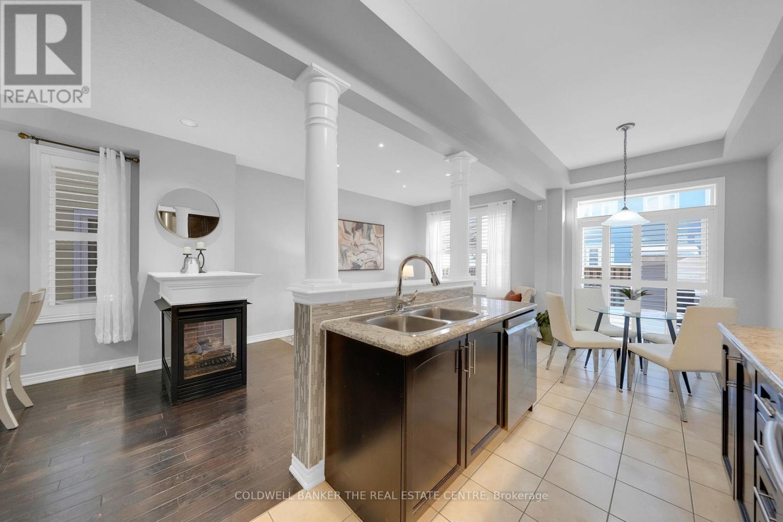 45 Gosnel Circle, Bradford West Gwillimbury (Bradford), Ontario  L3Z 2P5 - Photo 12 - N12743702