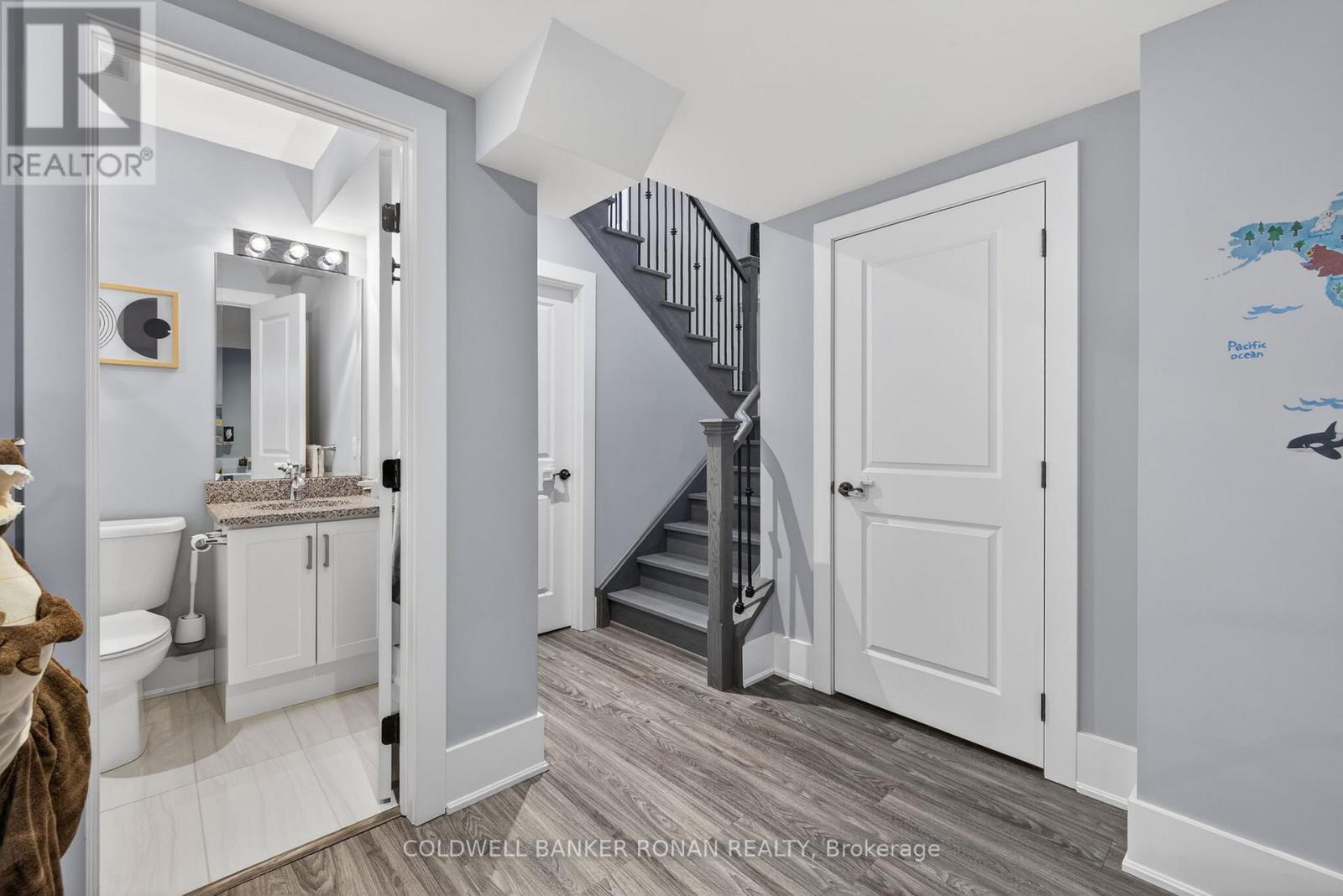 84 Holt Drive, New Tecumseth, Ontario  L9R 0H8 - Photo 32 - N12743752