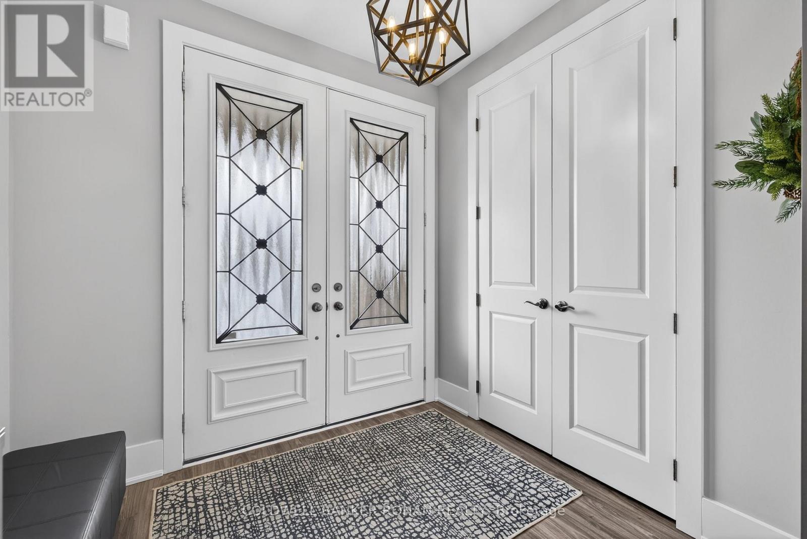 84 Holt Drive, New Tecumseth, Ontario  L9R 0H8 - Photo 4 - N12743752