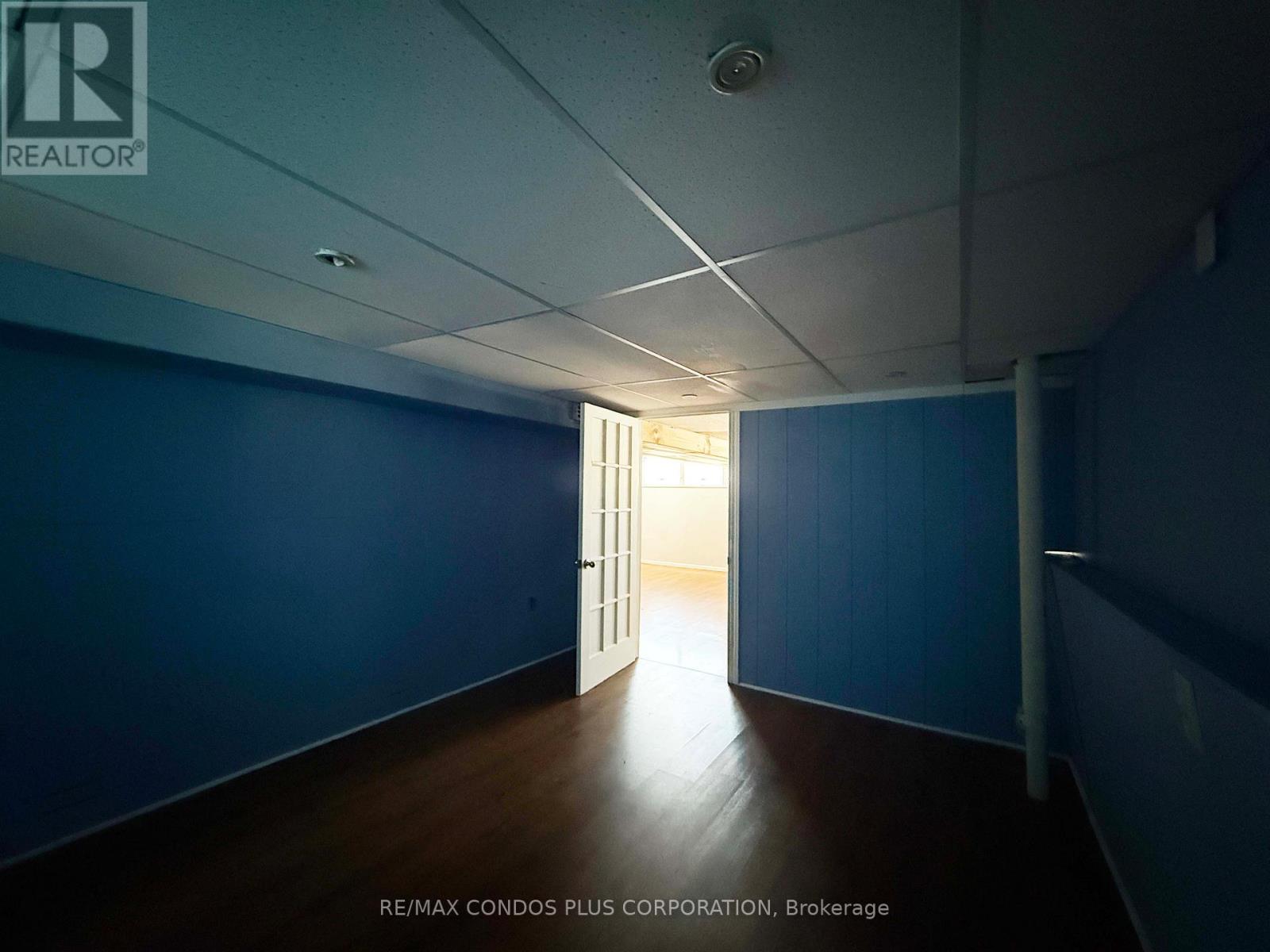 105 Park Avenue, Newmarket, Ontario  L3Y 1T6 - Photo 10 - N12743778