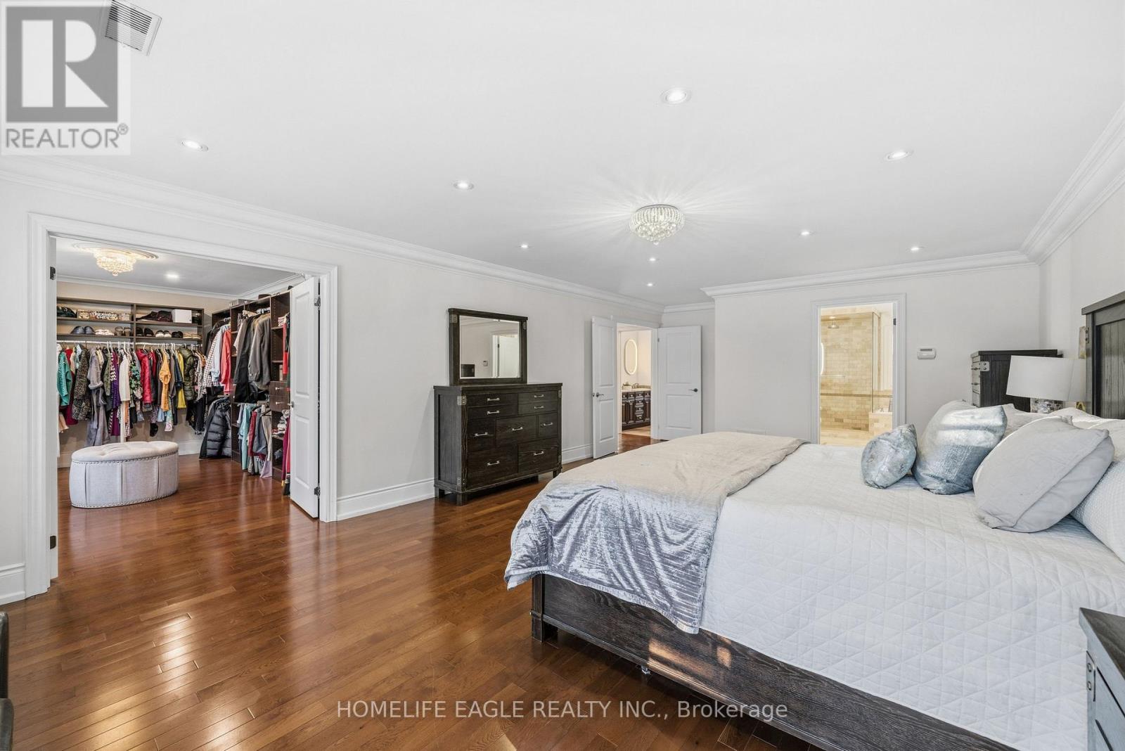 27 Dorwood Court, Vaughan, Ontario  L4L 1M9 - Photo 11 - N12743514