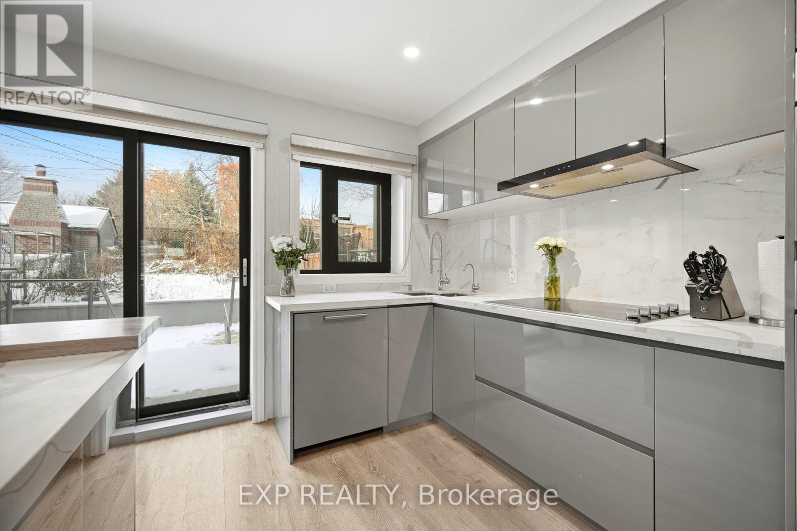 24 Chudleigh Road, Toronto, Ontario  M6E 1Y9 - Photo 18 - W12637408