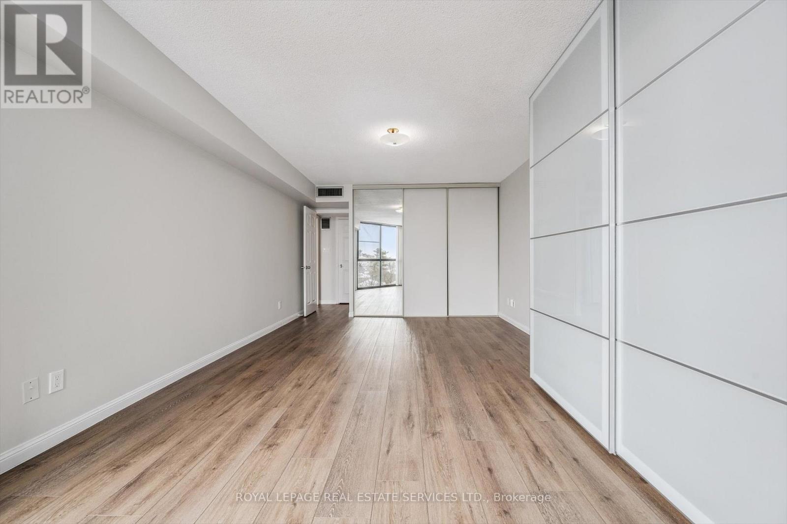 702 - 1240 Marlborough Court, Oakville, Ontario  L6H 3K7 - Photo 23 - W12743726