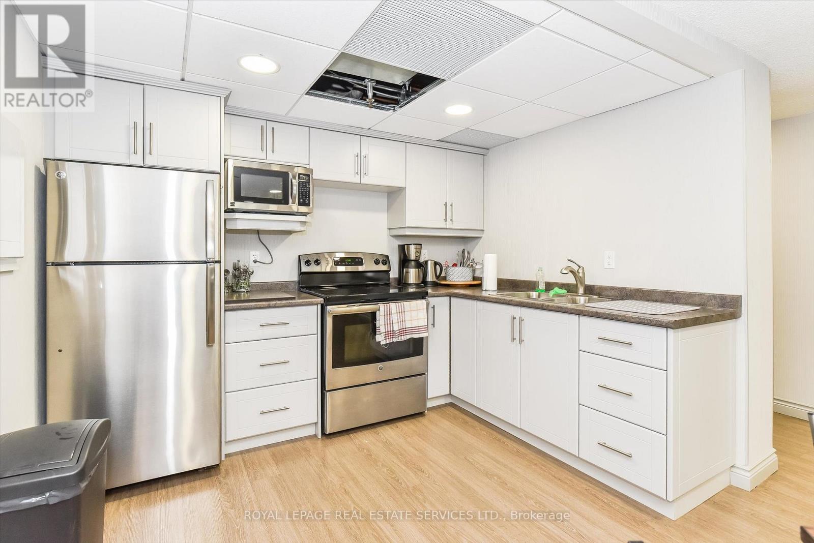 702 - 1240 Marlborough Court, Oakville, Ontario  L6H 3K7 - Photo 28 - W12743726