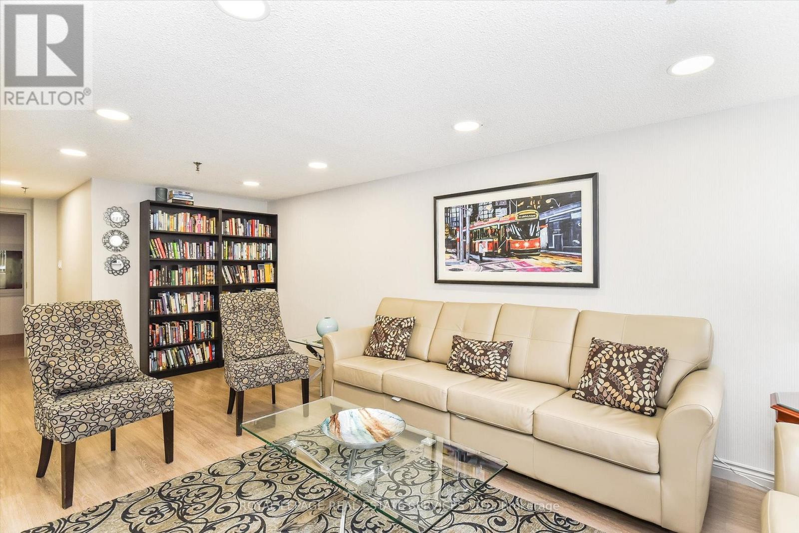 702 - 1240 Marlborough Court, Oakville, Ontario  L6H 3K7 - Photo 29 - W12743726