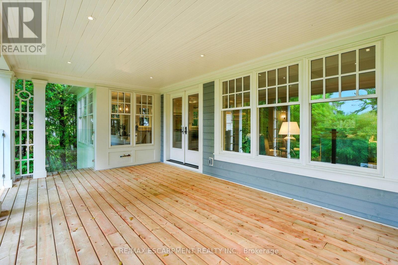 391 Patricia Drive, Burlington, Ontario  L7T 1J9 - Photo 20 - W12743734