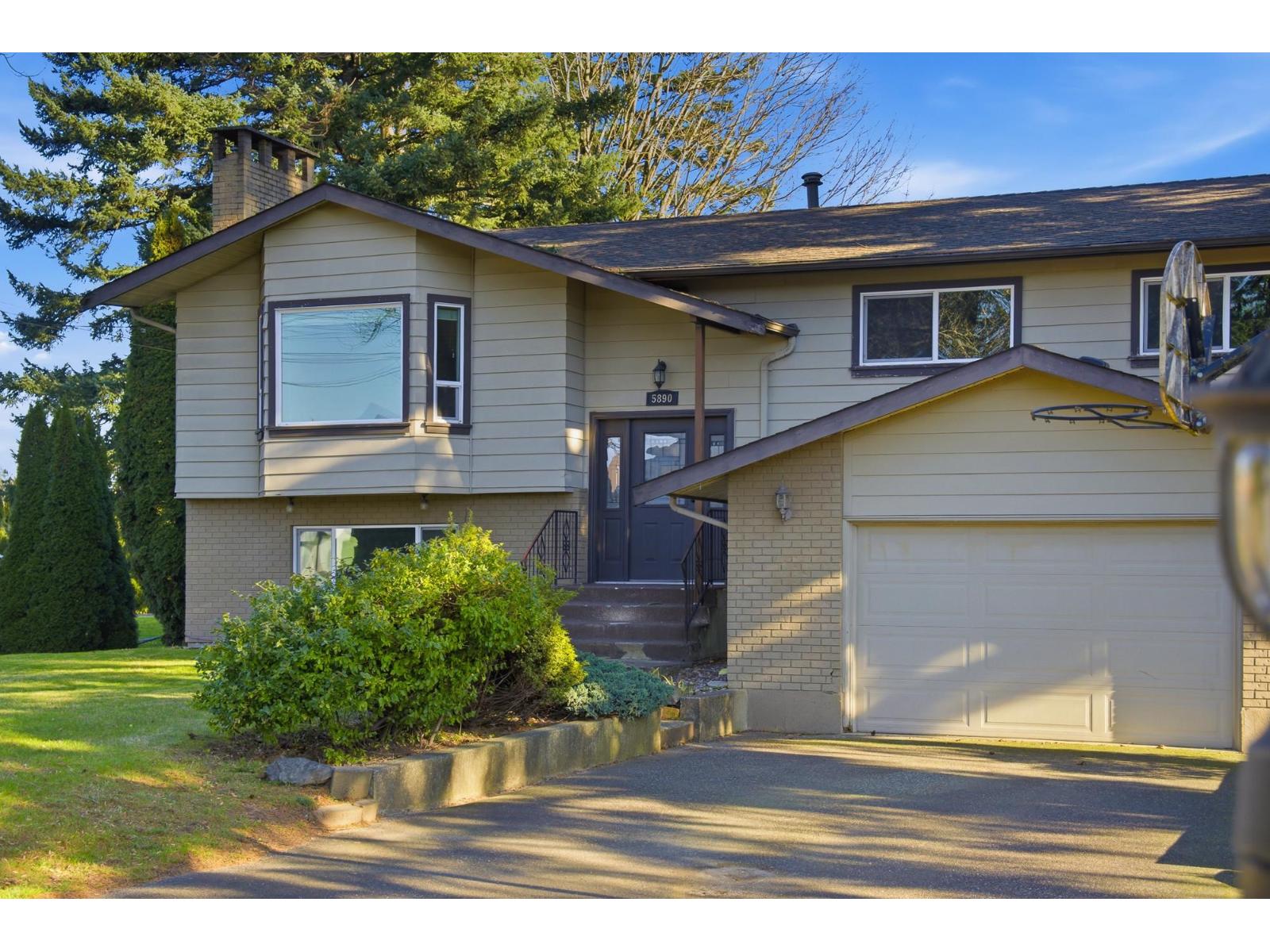 5890 Carter Road, Sardis South, Chilliwack, British Columbia  V2R 3K1 - Photo 2 - R3082364