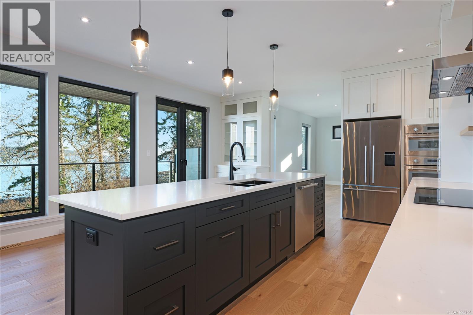 176 Baynes Dr, Fanny Bay, British Columbia  V0R 1W0 - Photo 19 - 1023705