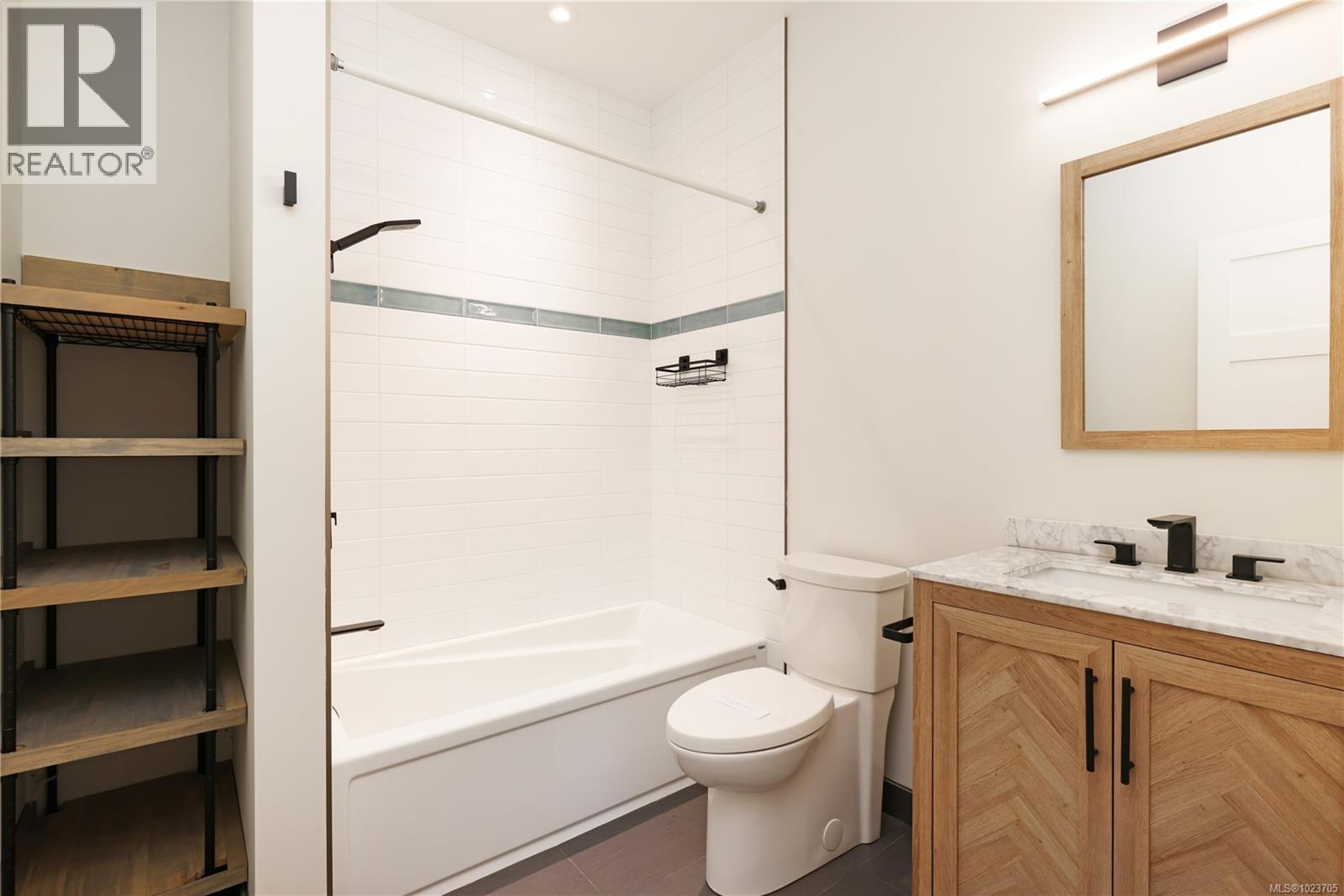 176 Baynes Dr, Fanny Bay, British Columbia  V0R 1W0 - Photo 59 - 1023705