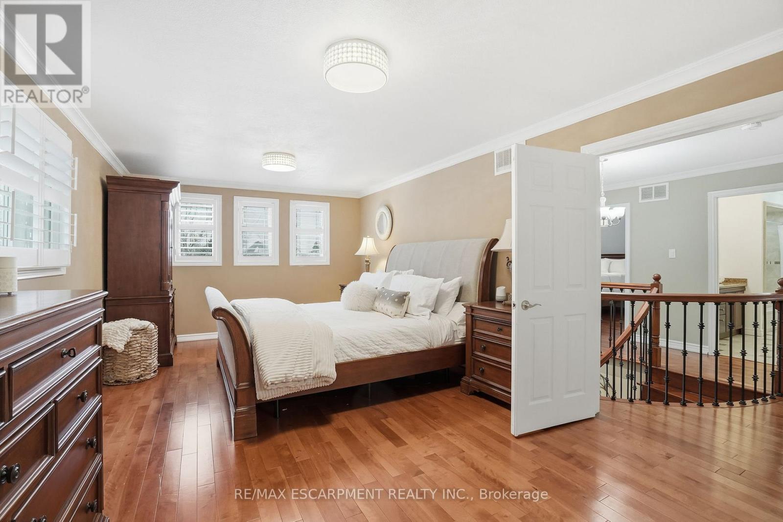 9 Stone Gate Drive, Grimsby, Ontario  L3M 5C6 - Photo 24 - X12743740