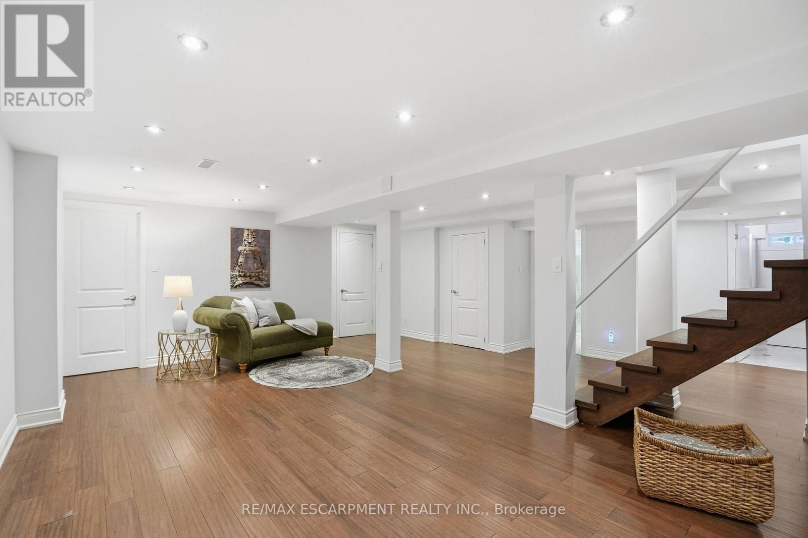 9 Stone Gate Drive, Grimsby, Ontario  L3M 5C6 - Photo 39 - X12743740