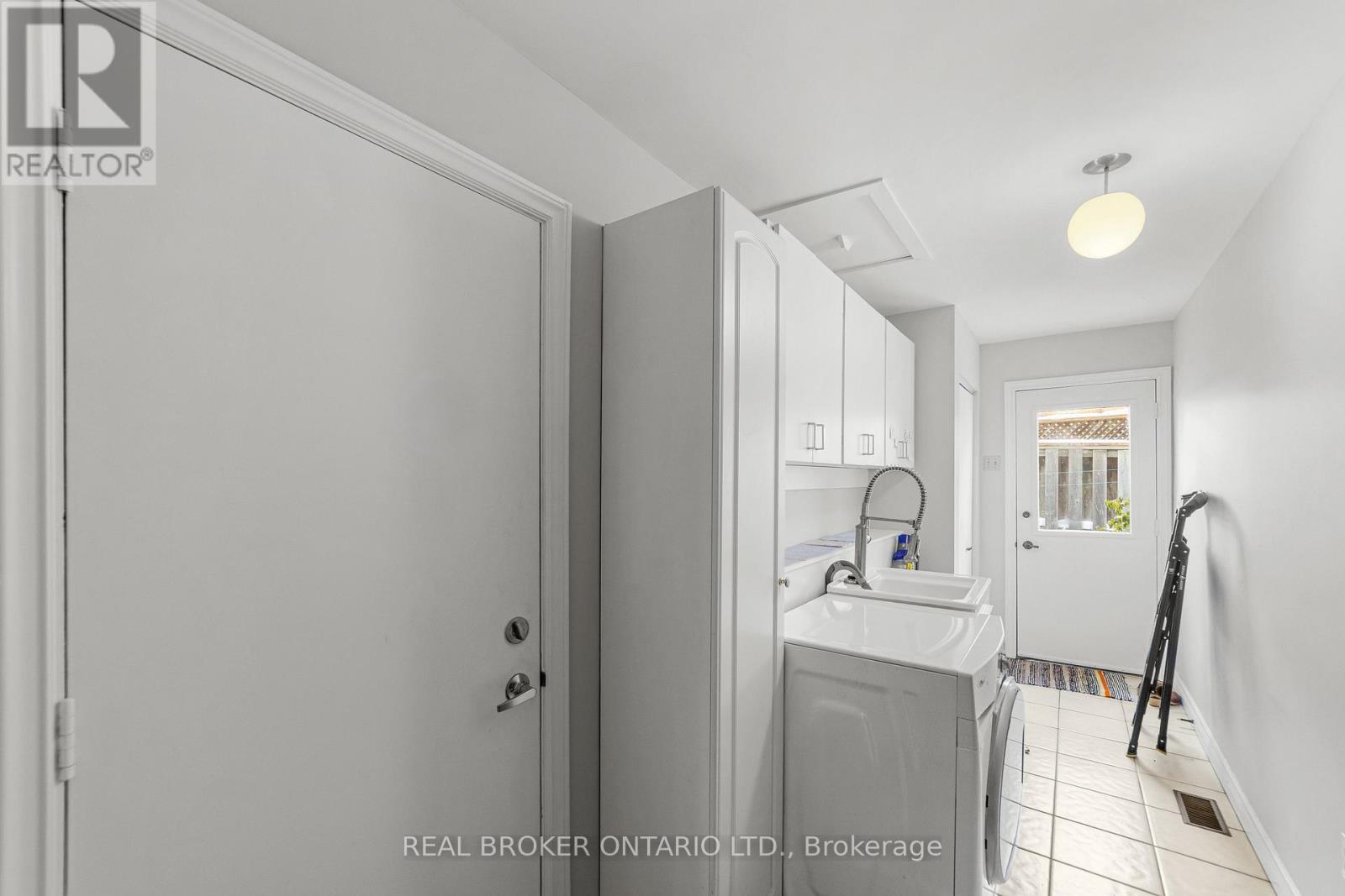 7 Templer Drive, Hamilton, Ontario  L9G 3X7 - Photo 20 - X12743754