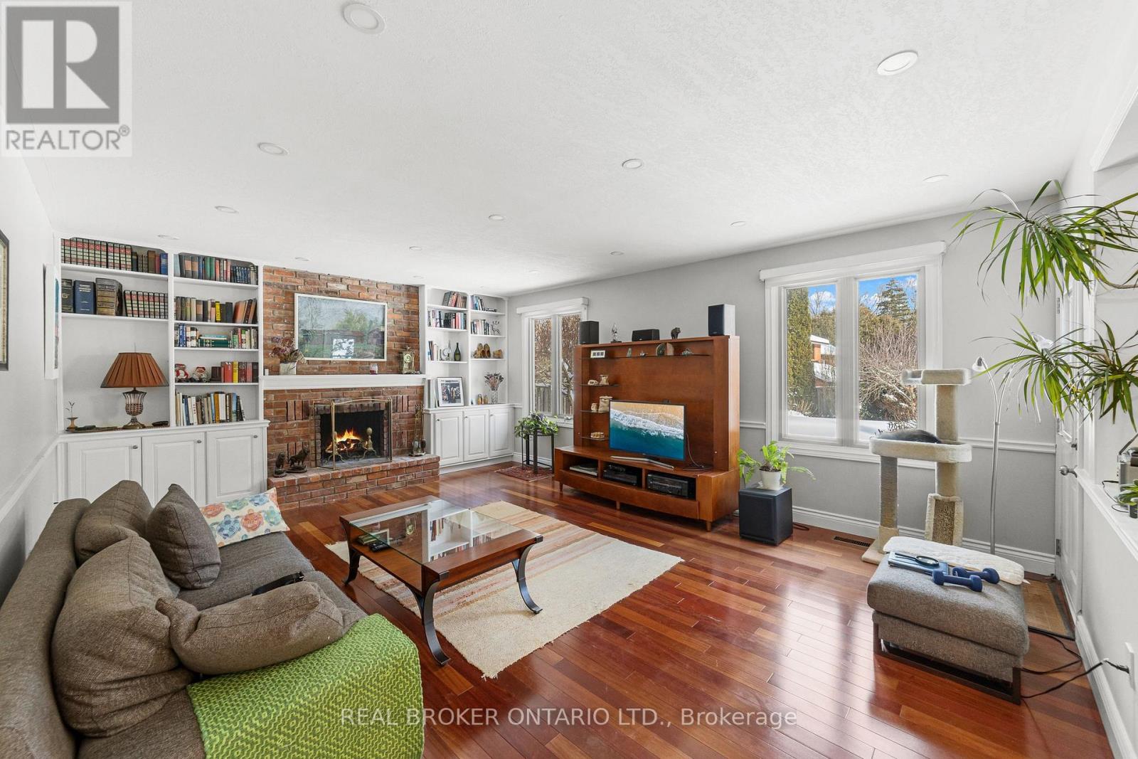 7 Templer Drive, Hamilton, Ontario  L9G 3X7 - Photo 9 - X12743754