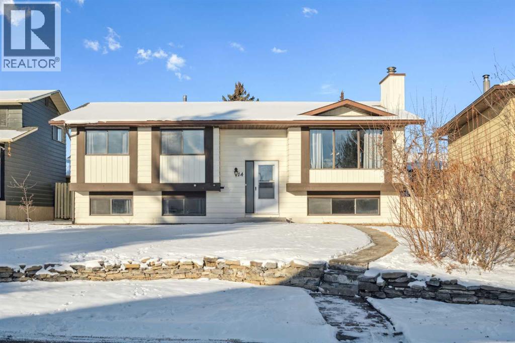 14 Glenhill Crescent, Cochrane, Alberta  T4C 1G8 - Photo 1 - A2281611