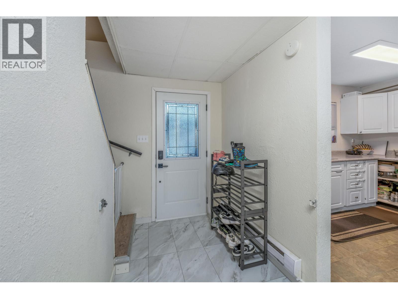 517 Beech Crescent, Prince George, British Columbia  V2N 1L2 - Photo 3 - R3084888