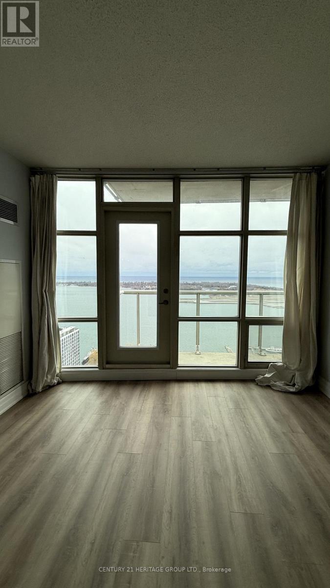 4010 - 35 Mariner Terrace, Toronto (Waterfront Communities), Ontario  M5V 3V9 - Photo 13 - C12693750