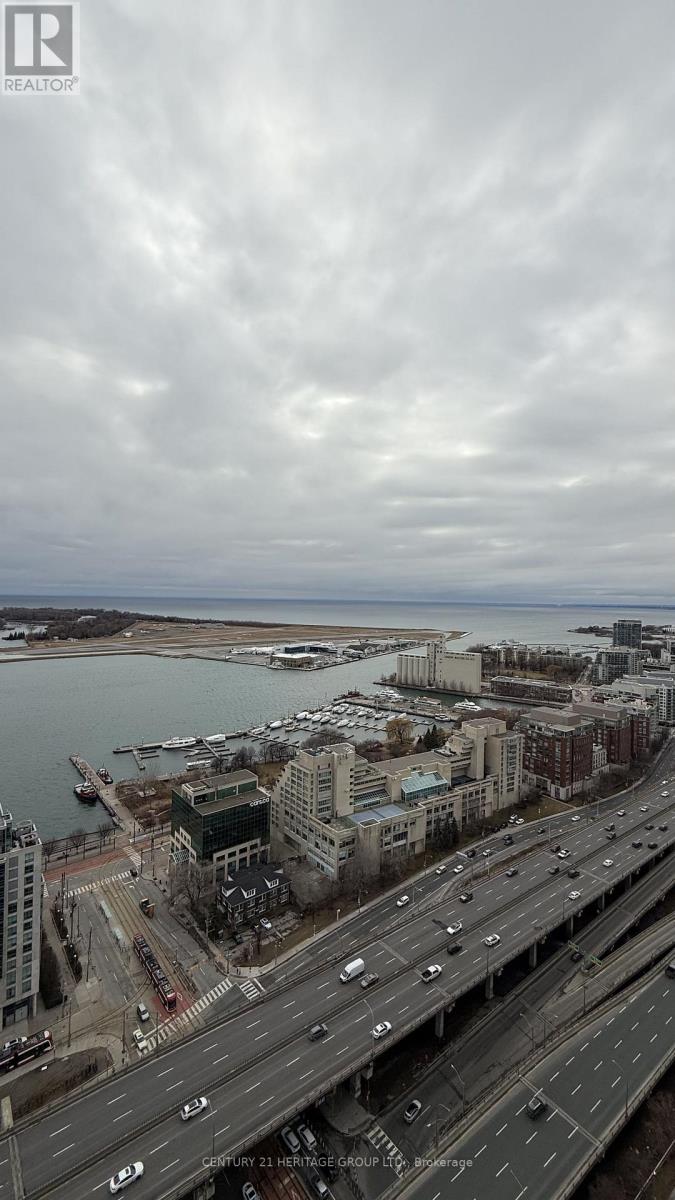 4010 - 35 Mariner Terrace, Toronto (Waterfront Communities), Ontario  M5V 3V9 - Photo 25 - C12693750