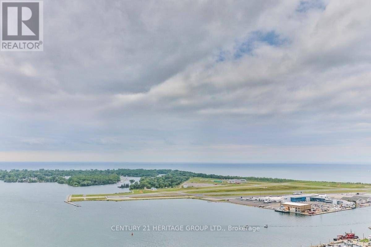 4010 - 35 Mariner Terrace, Toronto (Waterfront Communities), Ontario  M5V 3V9 - Photo 3 - C12693750