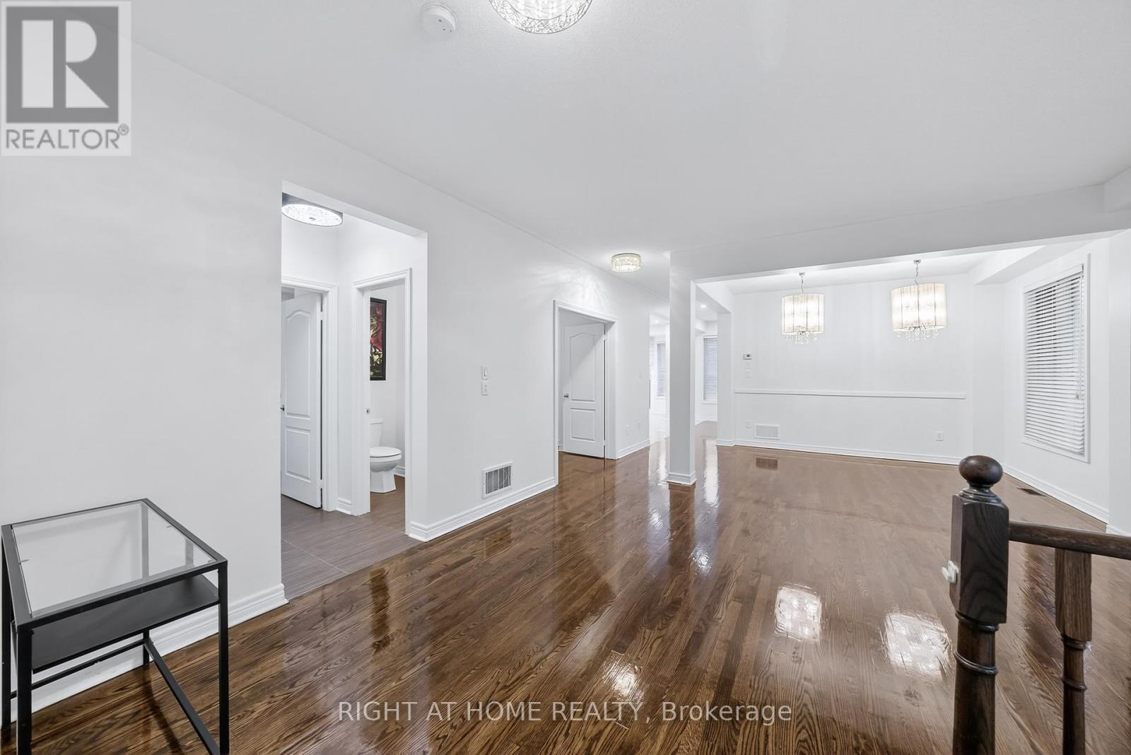 193 Blue Dasher Boulevard, Bradford West Gwillimbury, Ontario  L3Z 0H3 - Photo 14 - N12497802