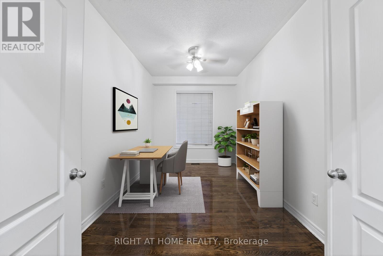 193 Blue Dasher Boulevard, Bradford West Gwillimbury, Ontario  L3Z 0H3 - Photo 5 - N12497802