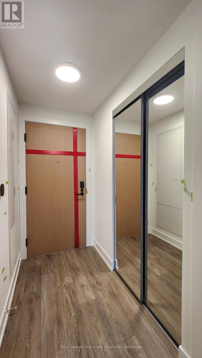 1002 - 60 Central Park Roadway, Toronto, Ontario  M9A 3K1 - Photo 6 - W12587174