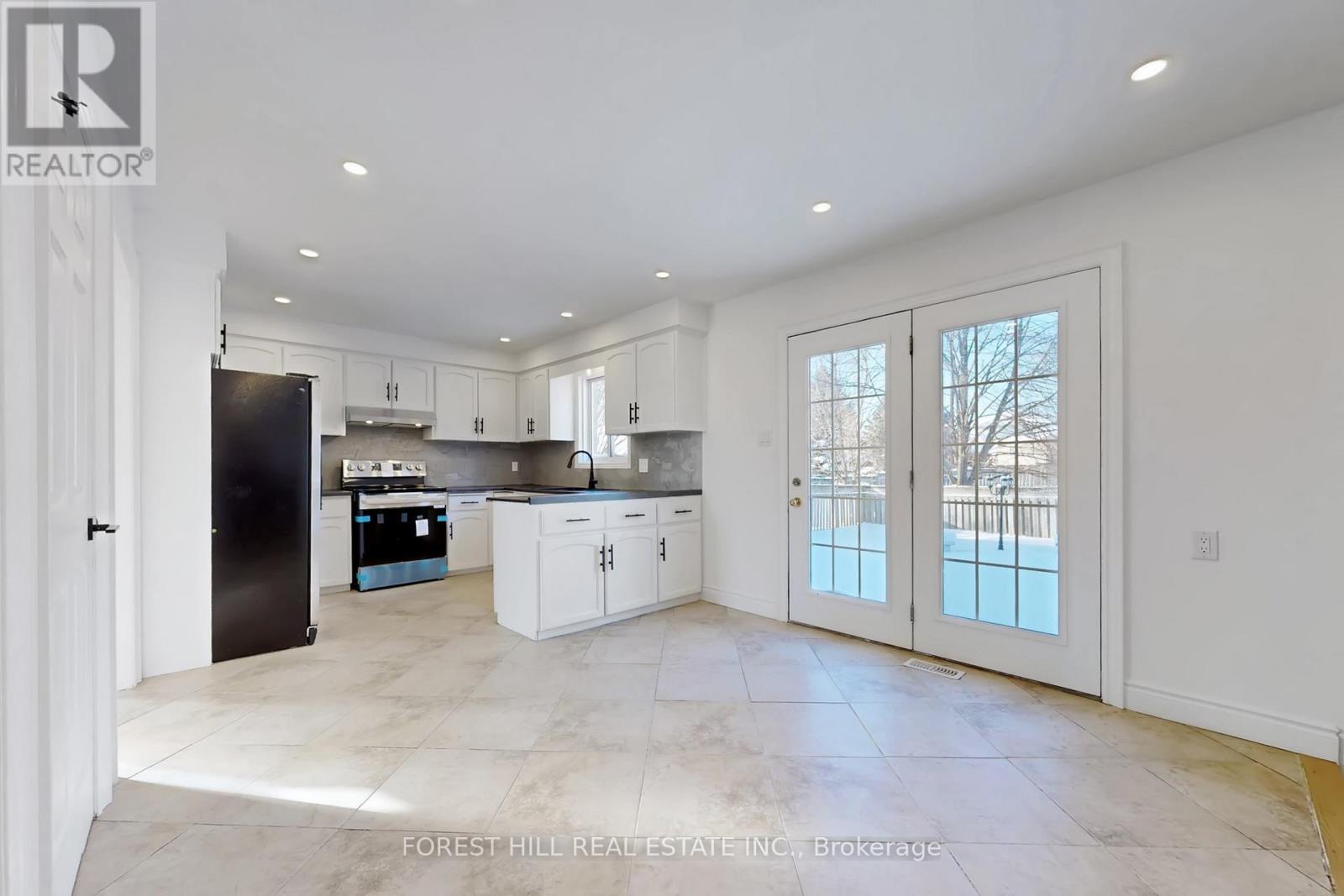 683 Willow Road, Guelph, Ontario  N1H 8K2 - Photo 10 - X12743652