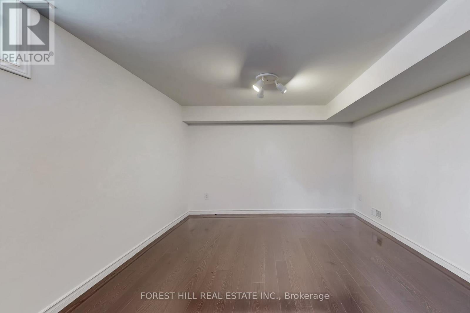 683 Willow Road, Guelph, Ontario  N1H 8K2 - Photo 31 - X12743652