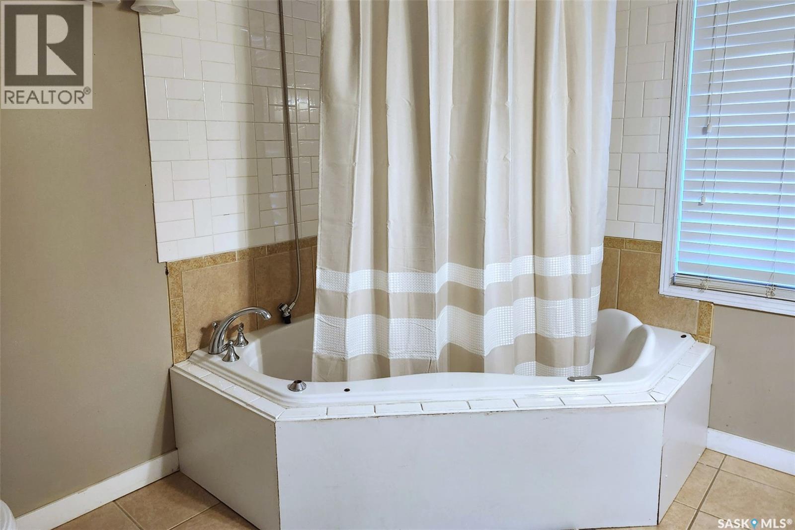 1565 Rae Street, Regina, Saskatchewan  S4T 2C8 - Photo 12 - SK027628