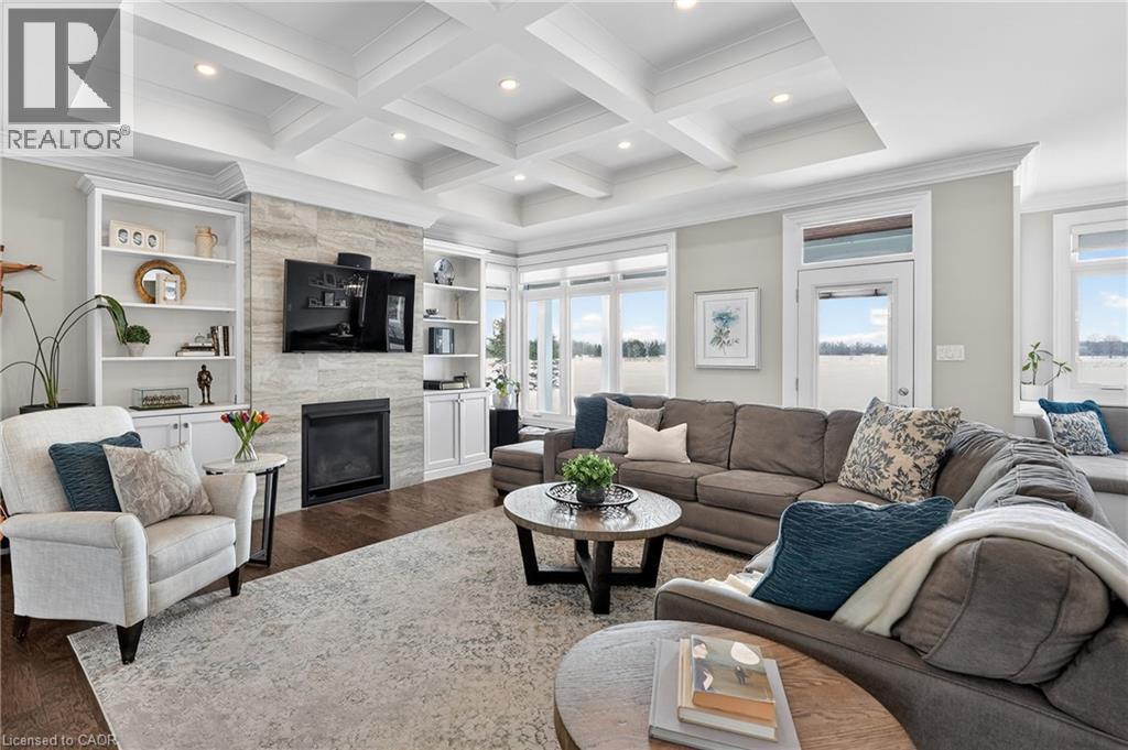 224 Mountain Road, Grimsby, Ontario  L3M 4E7 - Photo 5 - 40801765