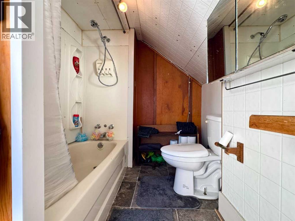 718 10 Street S, Lethbridge, Alberta  T1J 2N2 - Photo 39 - A2281857