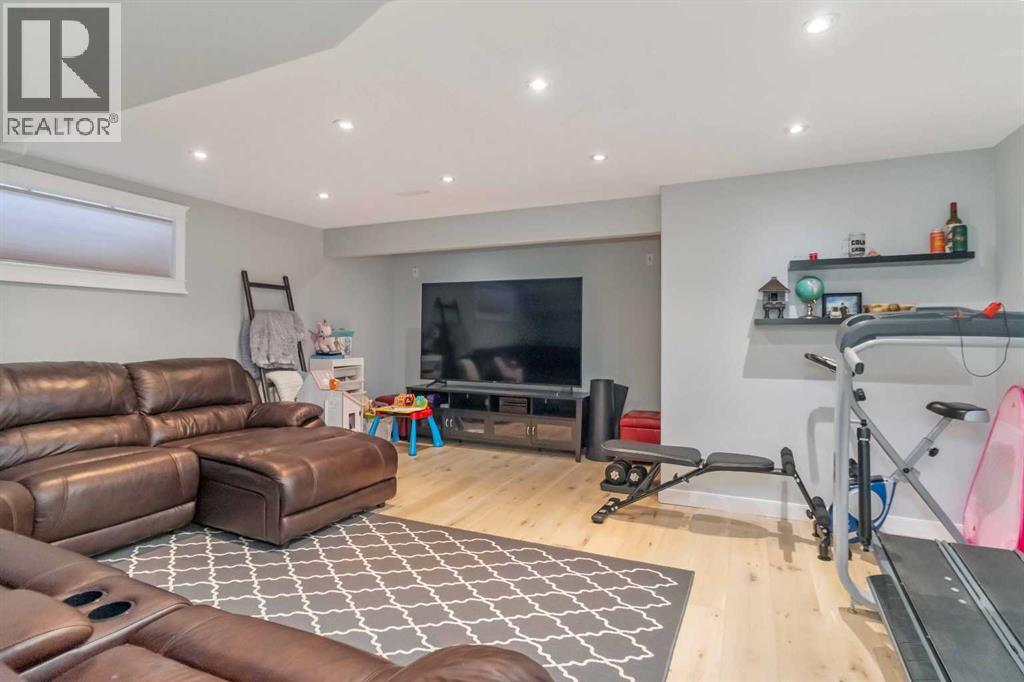 113 Bussieres Drive, Fort Mcmurray, Alberta  T9K 1W3 - Photo 31 - A2279079