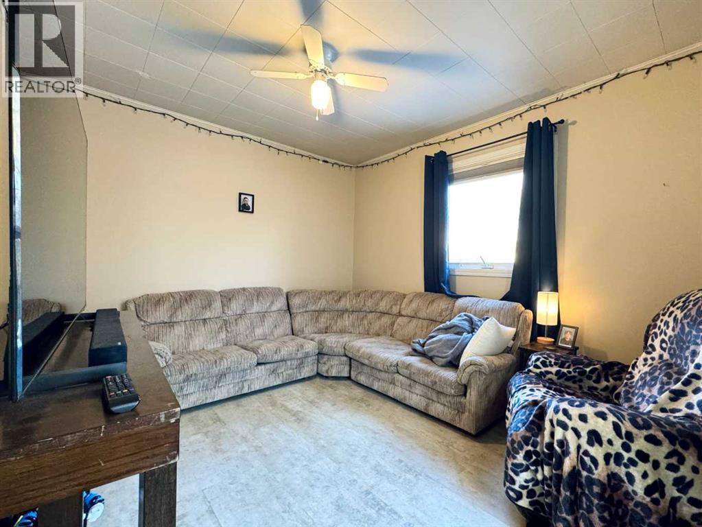 718 10 Street S, Lethbridge, Alberta  T1J 2N2 - Photo 27 - A2281857