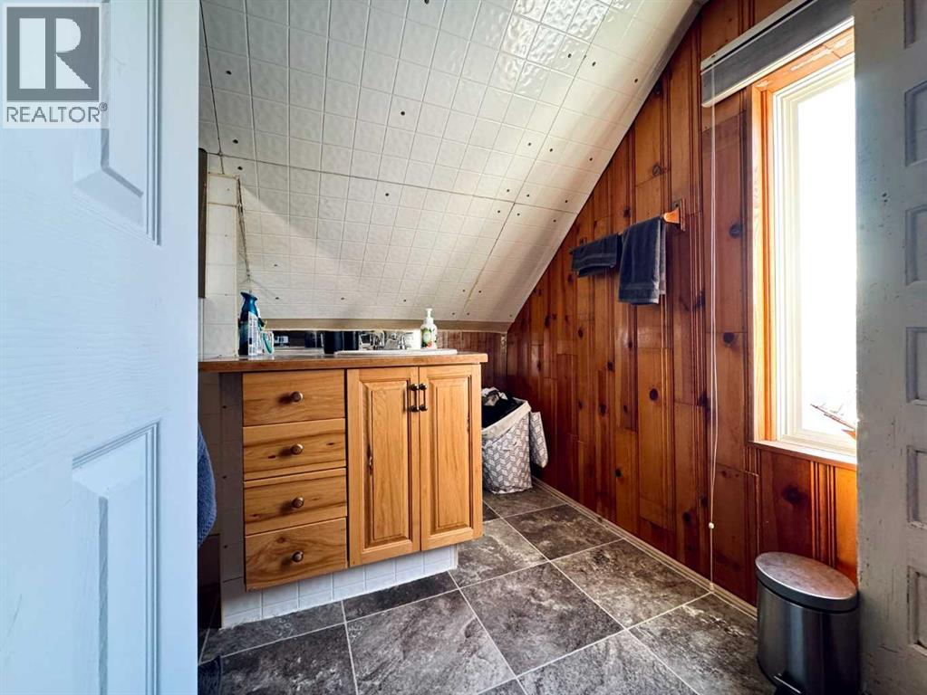 718 10 Street S, Lethbridge, Alberta  T1J 2N2 - Photo 37 - A2281857