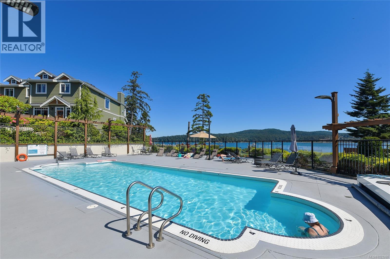 17 6995 Nordin Rd, Sooke, British Columbia  V9Z 1L4 - Photo 2 - 1023260