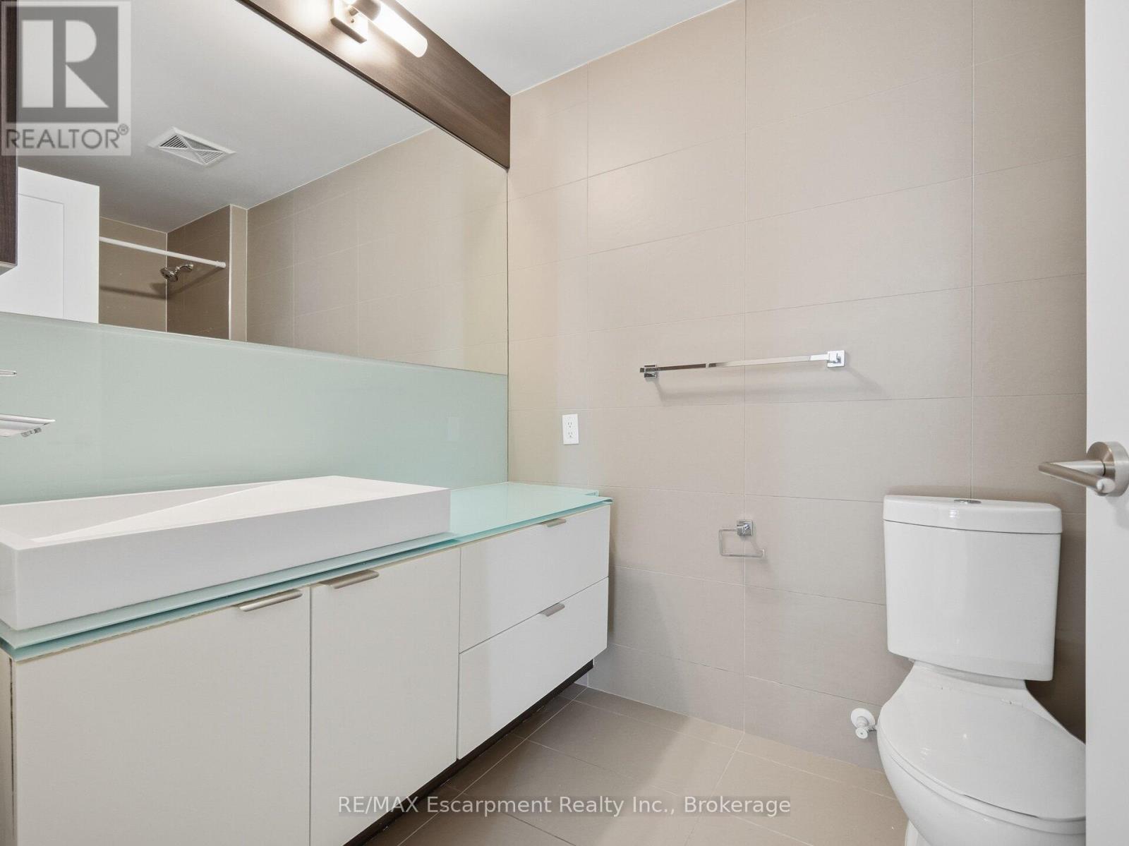 2611 - 300 Front Street W, Toronto, Ontario  M5V 0E9 - Photo 16 - C12743922