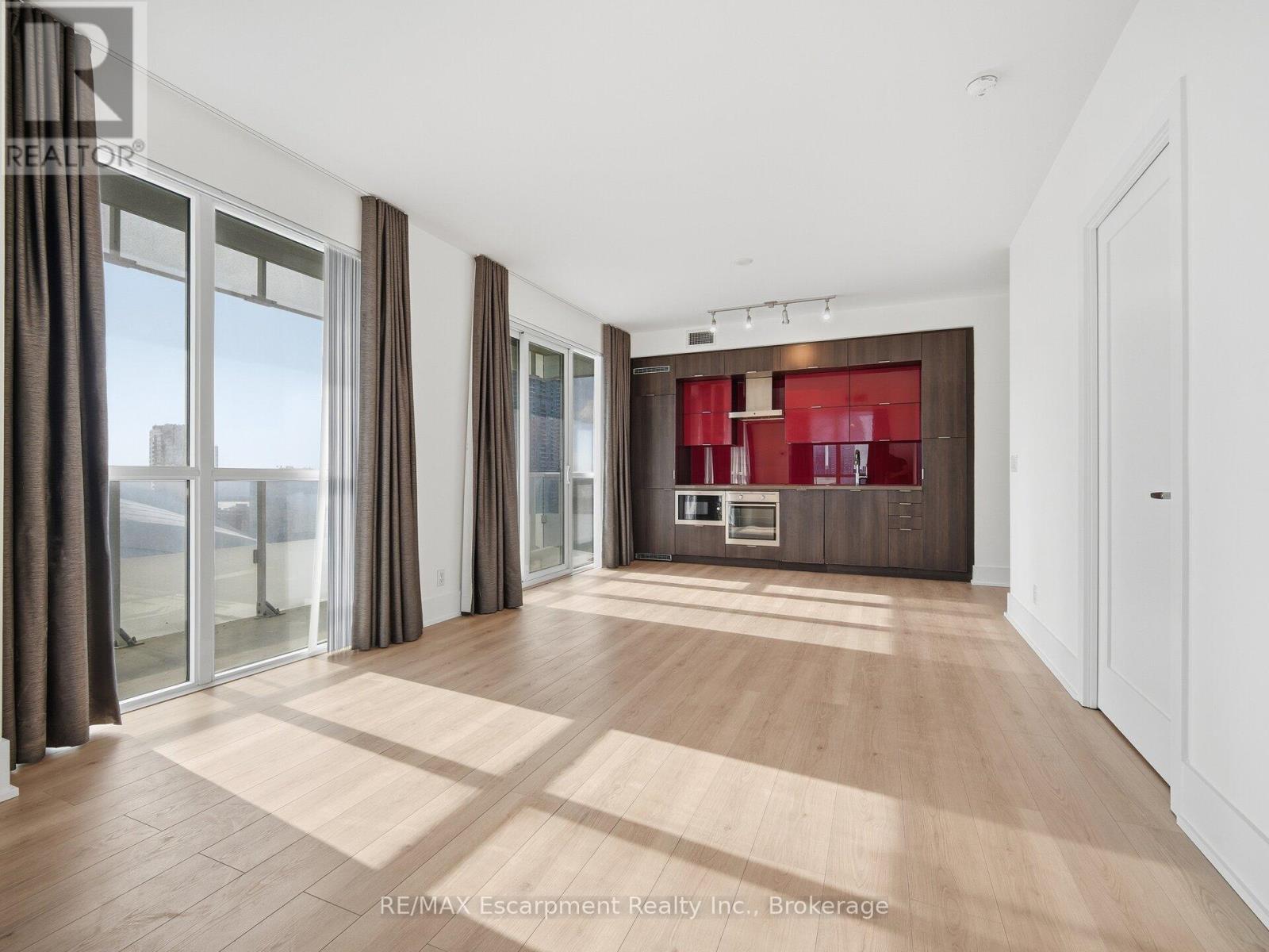 2611 - 300 Front Street W, Toronto, Ontario  M5V 0E9 - Photo 10 - C12743922