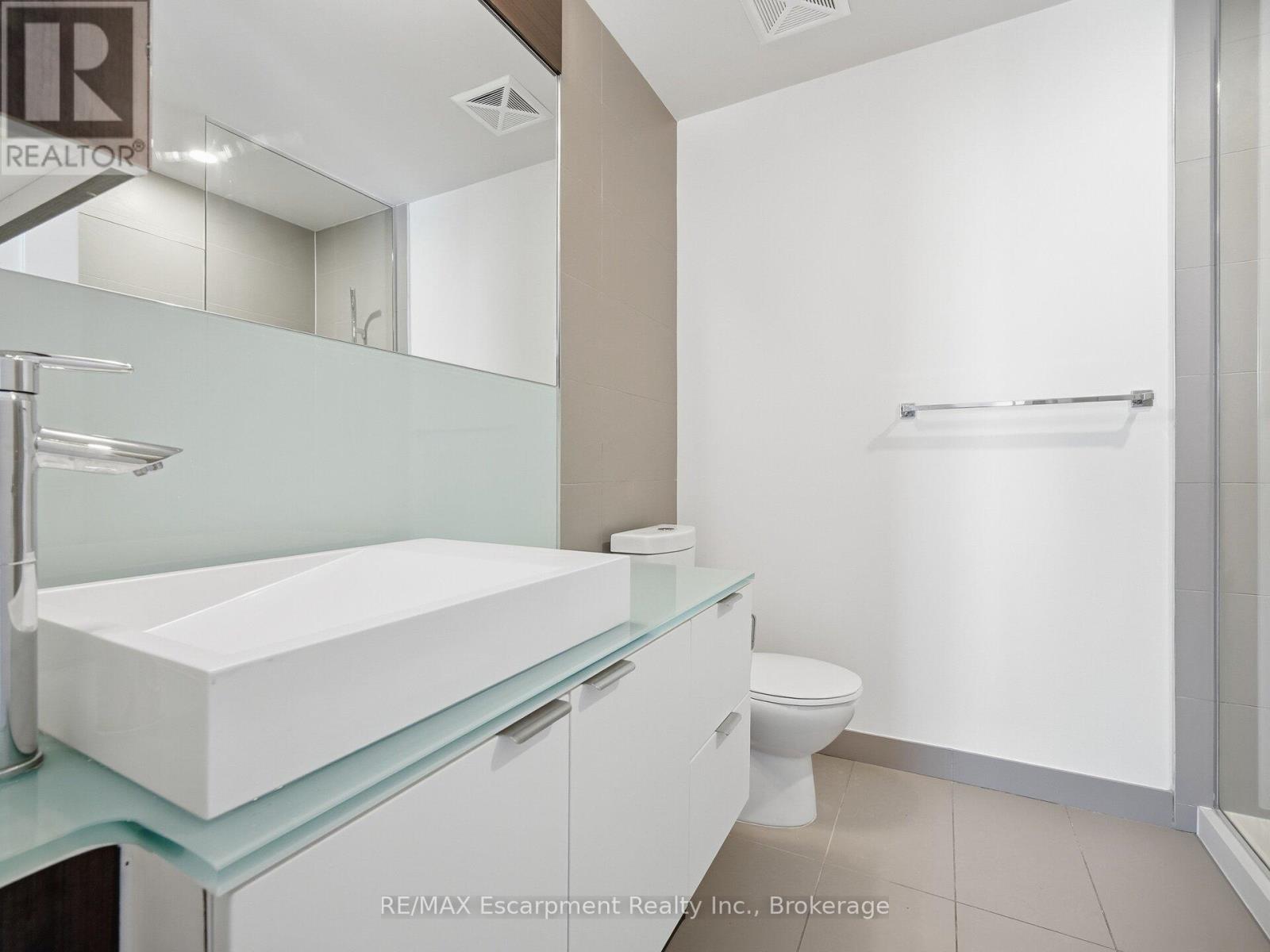 2611 - 300 Front Street W, Toronto, Ontario  M5V 0E9 - Photo 22 - C12743922