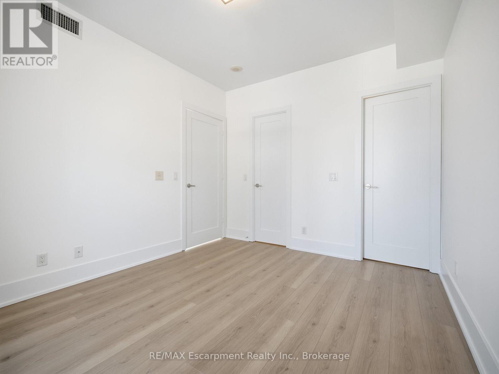 2611 - 300 Front Street W, Toronto, Ontario  M5V 0E9 - Photo 19 - C12743922